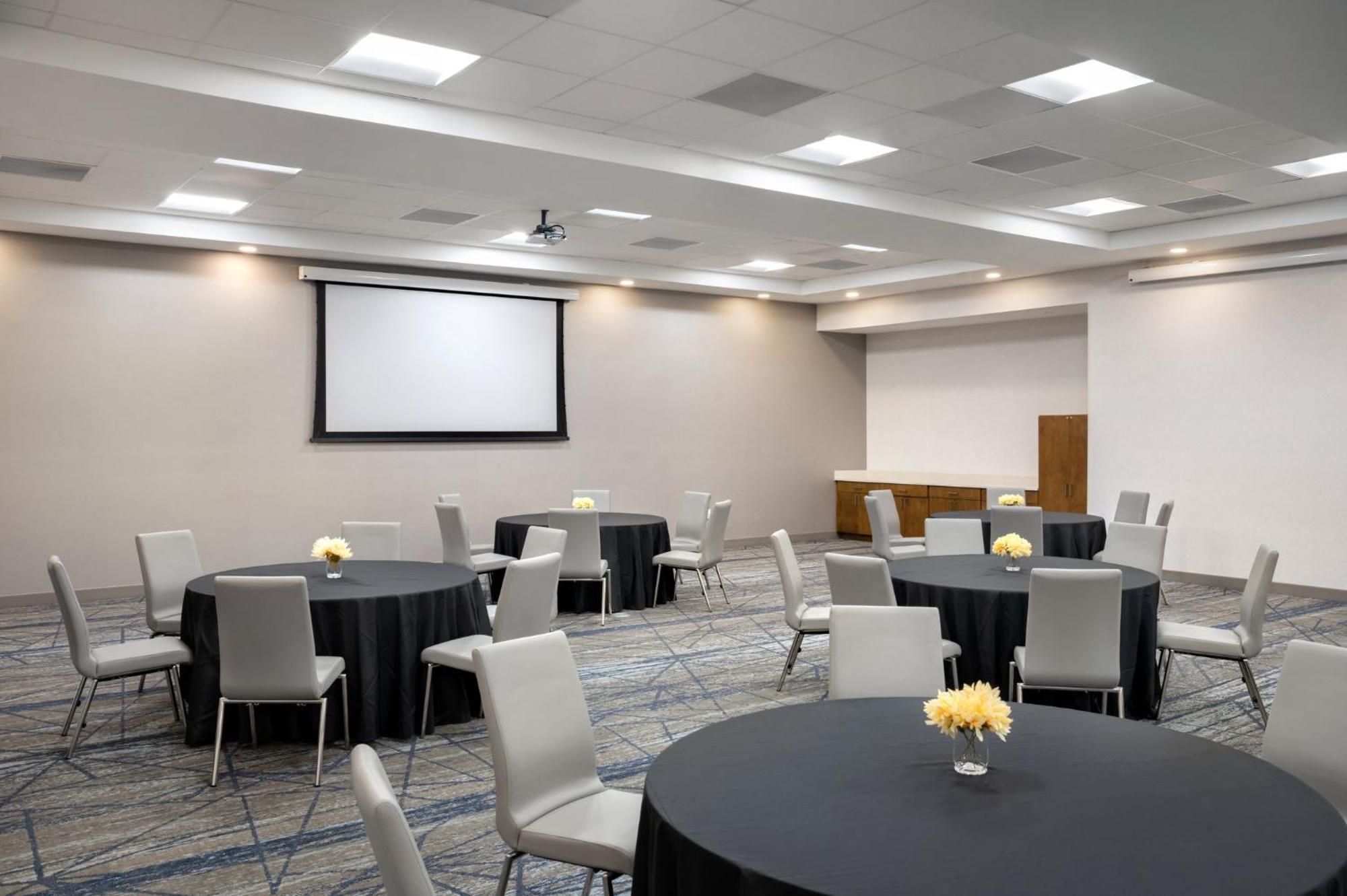 Holiday Inn Express Richmond By Ihg Ngoại thất bức ảnh