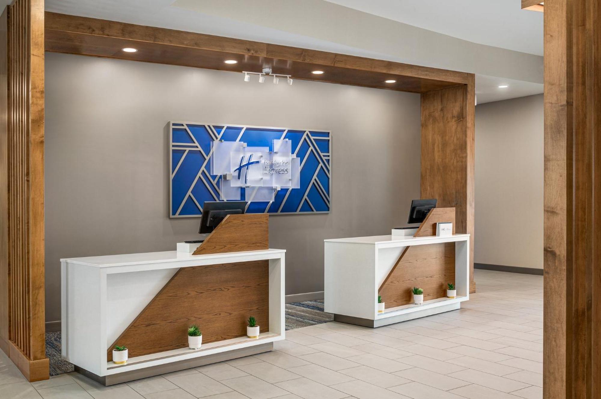 Holiday Inn Express Richmond By Ihg Ngoại thất bức ảnh